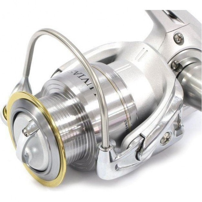 Катушка безынерционная DAIWA Luvias 2000 (07) 4960652710015 Катушка безынерционная DAIWA Luvias 2000 (07) 4960652710015